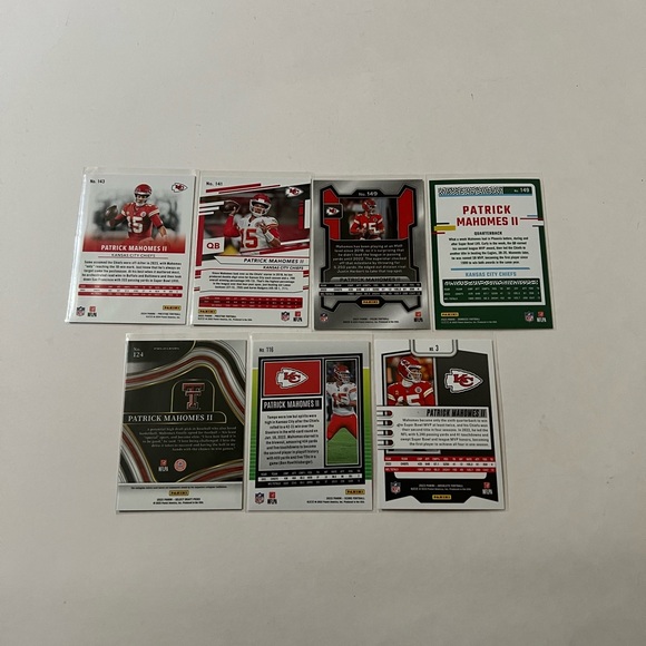 Patrick Mahomes Lot of 7 NFL Football Cards Kansas City Chiefs Donruss Set 🔥🏈 - Picture 2 of 2